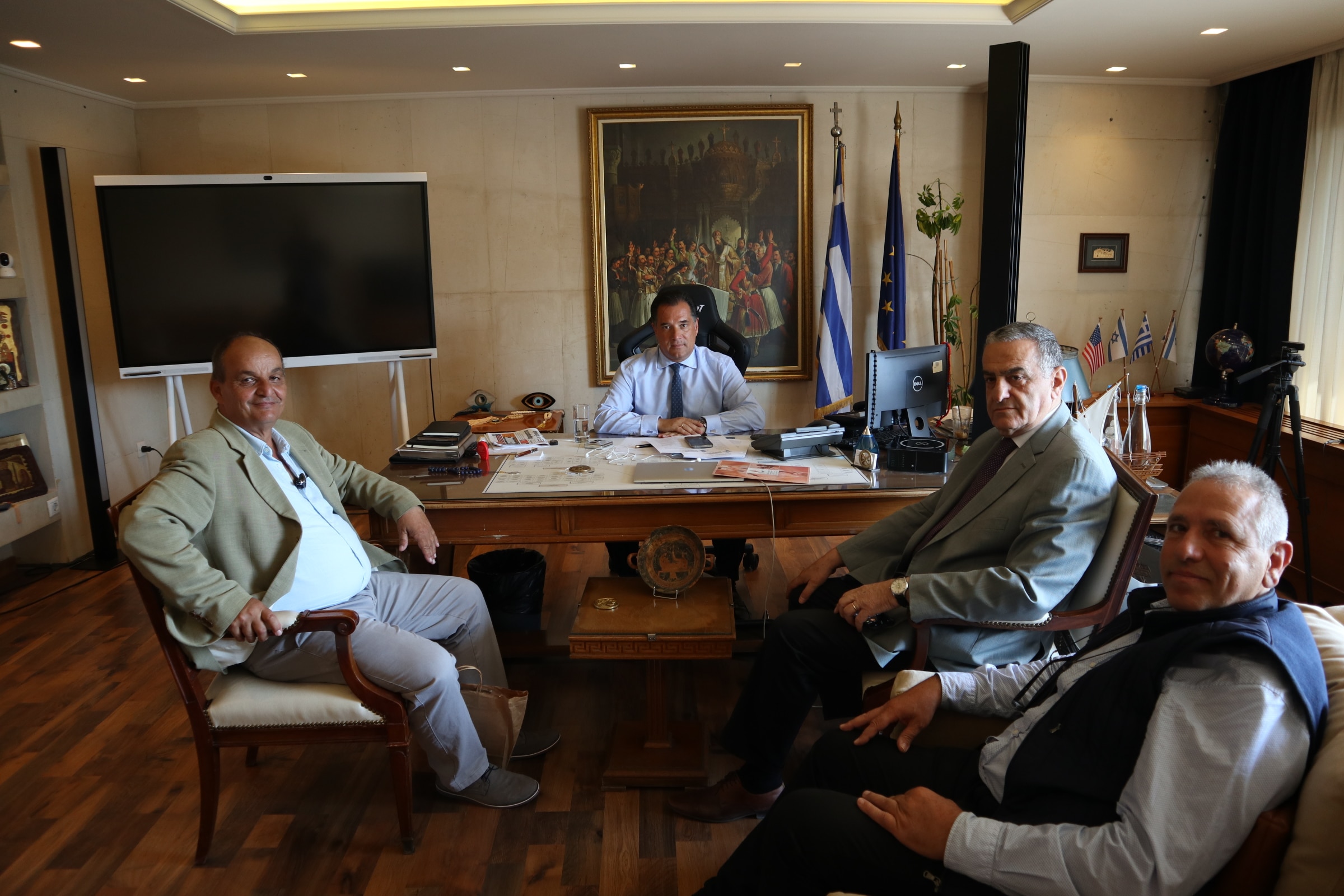 Συνάντηση του Χαρ. Αθανασίου και του Συνδέσμου Συμβούλων Επιχειρήσεων Βορείου Αιγαίου με τον Υπουργό Ανάπτυξης κ. Αδωνι Γεωργιάδη