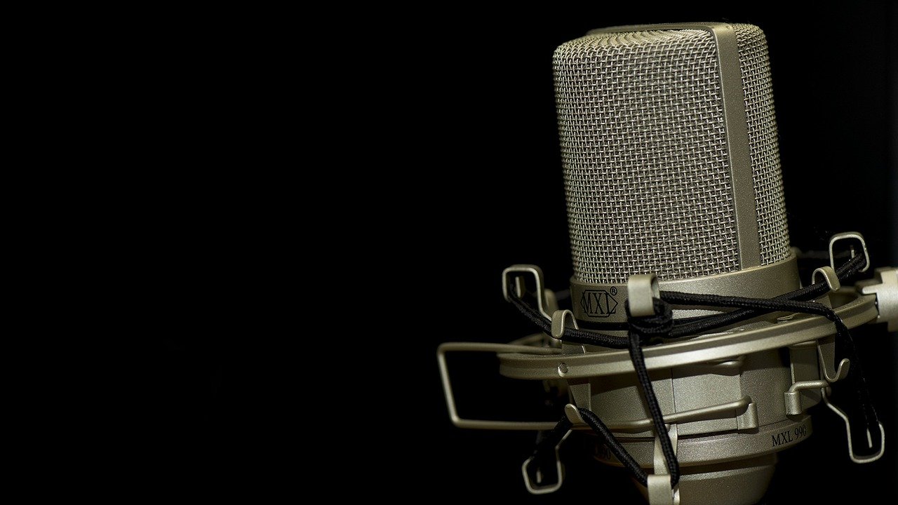 Συνέντευξη του Χαράλαμπου Αθανασίου σχετικά με τα ΕΛΤΑ της Λήμνου στον FM100